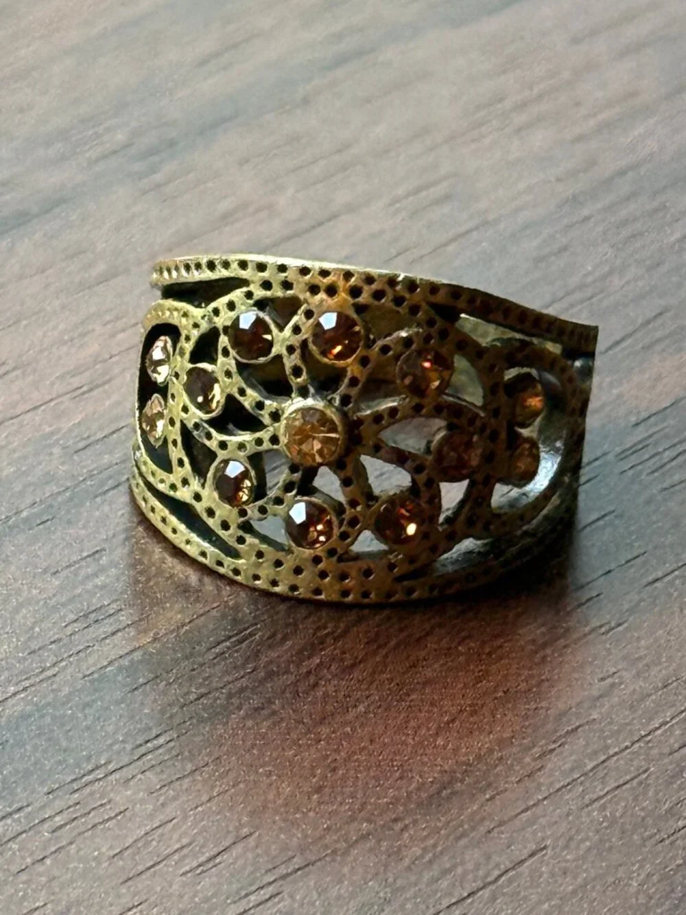 Y2K Lia Sophia Bronzetone Rhinestone Ring